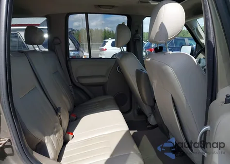 2007 Jeep Liberty Limited Edition из США, поврежденный, VIN 1J8GL58K57W717972